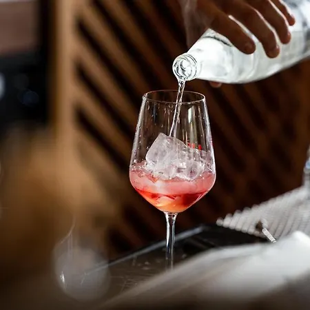 Hotel - Bordeaux-merignac By Ihg