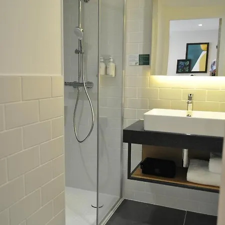 - Bordeaux-merignac By Ihg Hotel Mérignac