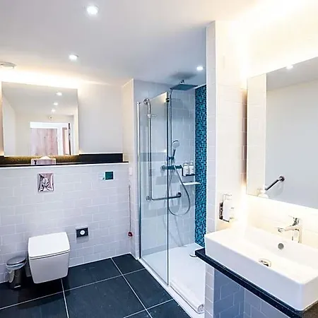- Bordeaux-merignac By Ihg Hotel 4*