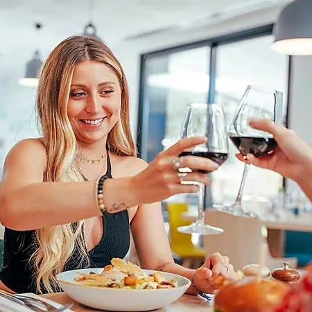 - Bordeaux-merignac By Ihg Hotel Merignac (Gironde)