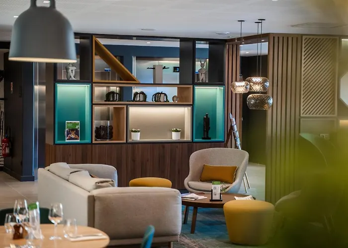 - Bordeaux-merignac By Ihg Hotel 4*