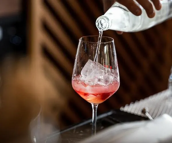 Hotel - Bordeaux-merignac By Ihg